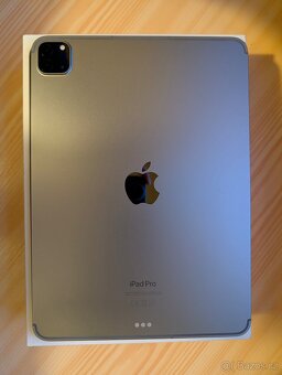 Apple iPad Pro 11” (2022) – M2, 256 GB, Cellular, Space Gray - 3