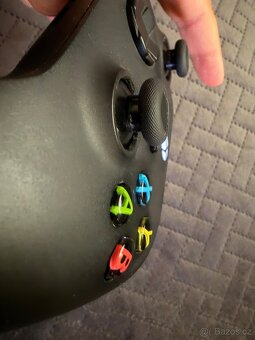 Xbox Wireless Controller - Černý - 3