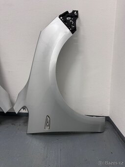 Opel Astra J Facelift Kapota a blatníky - 3