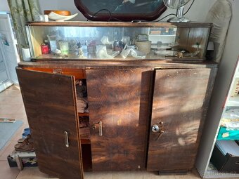 Skříně a sekretáře - 3