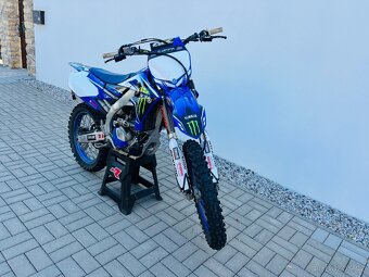 Yamaha YZ 250 F - 3