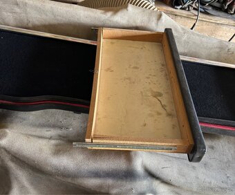 Man TGX polička - 3