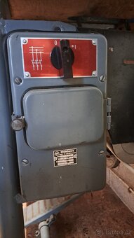 Průmyslový šicí stroj Minerva - 3