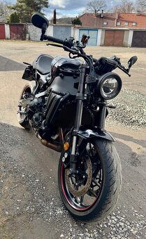 Yamaha XSR 900 - 3