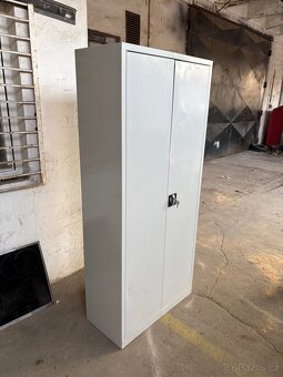 Plechová skříň - 3