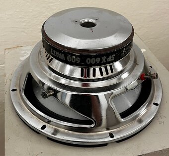 Subwoofer projekt s reproduktorem Voodoo a zesilovačem Toxic - 3