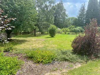 Pozemek v malebné obci 12 KM od ČL - 800 m2 - 3