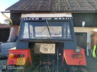 Kabina Zetor - 3