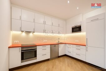 Pronájem bytu 4+1, 99 m², ul. Podskalská - Praha 2 - 3