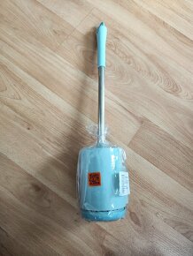 Rychleschnoucí WC štětka GFT - 3