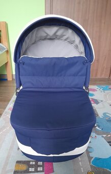 Prostorná hluboká korba Inglesina Sofia+tašky a pláštěnka - 3