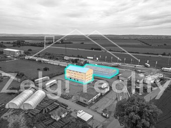 Nabízíme k pronájmu skladovací prostory 4x400 m² s kompletní - 3