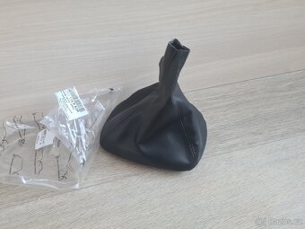 NOVÁ Manžeta řadící páky Octavia 1 Černá kůže ORIG - 3