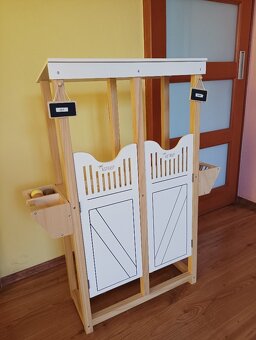 Dřevěná stáj By Astrup pro hobby koníky TOP stav - 3