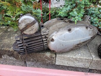 Motor jawa pionýr, pařer model 555 a 550 - 3