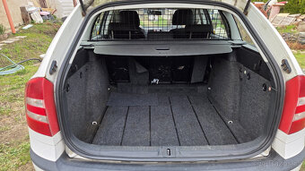 Prodám Škoda Octavia II Combi - 3