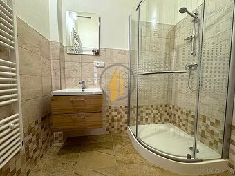 Pronájem slunného bytu 2+1 v historickém centrum města Jičín - 3