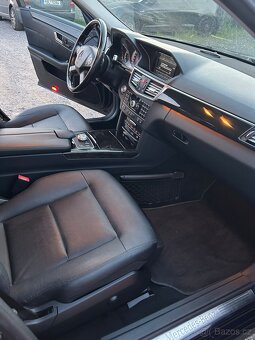 Prodám Mercedes Benz e class 350 4Matic - 3
