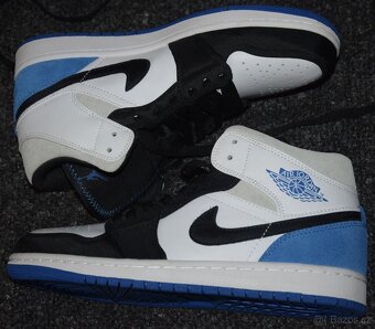 NIKE AIR JORDAN MID SE velikost EU 40, nové. krabice - 3