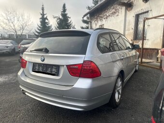 BMW 3 118D - 3