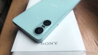 Sony Xperia 10 VI - 3