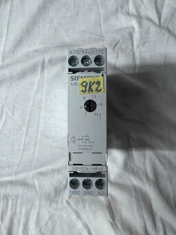 Prodám jističe, ochrany,startéry atd - 3