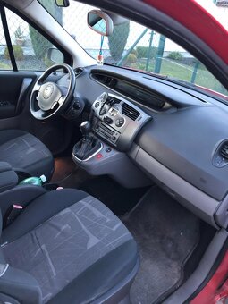 Renault Megane Scenic - 3