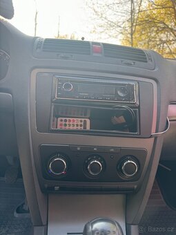 Ocktavia 1.6 mpi - 3