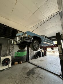 Cadillac - 3