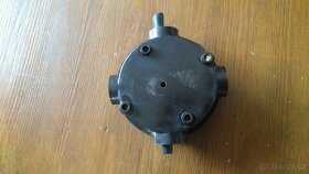 Bakelitová povrchová retro krabička 220V / 230V - 3