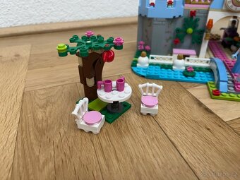Lego friends Disney Popelčin romantický zámek - 3