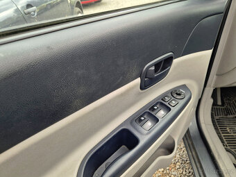 Hyundai Accent 1.4i 71 kW, KLIMA, LPG - 3