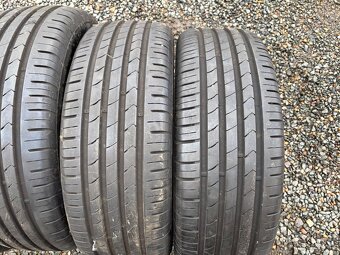 Letní pneu Kumho ECSTA HS51 215/60 R16 95V - 3