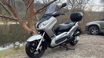 Yamaha X-Max 250 - 3