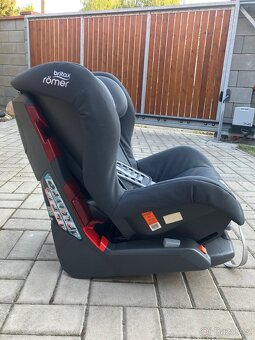 Autosedačka BRITAX RÖMER Safefix Plus 9-18kg - 3