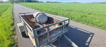 Vozík 750kg s plachtou SKLOPNÝ - 3