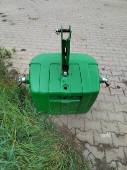 Závaží John Deere 1150 kg - 3