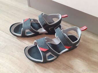 Prodám juniorské sandály vel. 40 stélka 25,3cm - 3