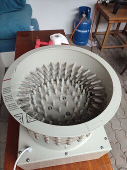 Škubačka na křepelky a kuře - 3
