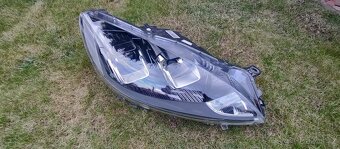 Ford Kuga III 3 MK3 DFK 2019 - predni svetlo lampa LED - 3