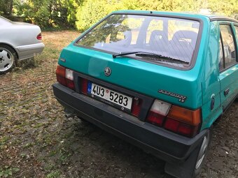 Prodám Škoda Favorit 135 LX rok 1994 krásný původní stav - 3