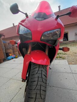 Honda CBR 1000RR Fireblade - 3