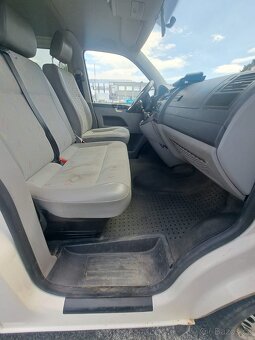 VW Transporter T5 2.5 TDi 9-místný - 3
