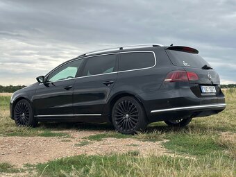 Volkswagen Passat B7 2.0 TDI 130kW DSG Exclusive - 3