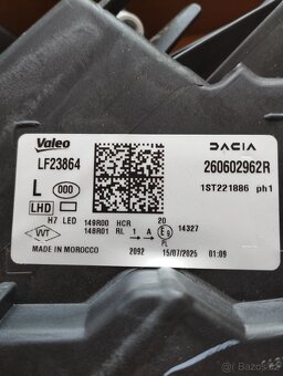 Přední světlo Dacia - 3