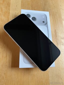 Iphone 17 Pro Max 512 gb stříbrná - 3