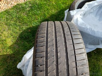 Letní pneu Michelin PILOT SPORT EV 255/40 R20 101W - 3