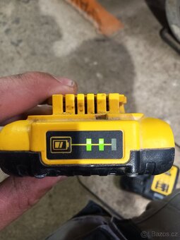 DeWALT - 3