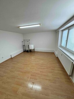 Pronájem bytu 1KK s terasou, Brno- Hálkova - 3