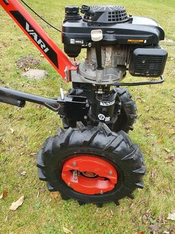 Prodám český malotraktor Vari XP200 se sklopným vozíkem, má - 3